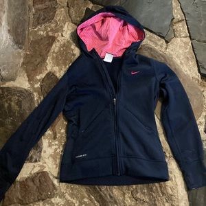 Navy blue Nike therma fit